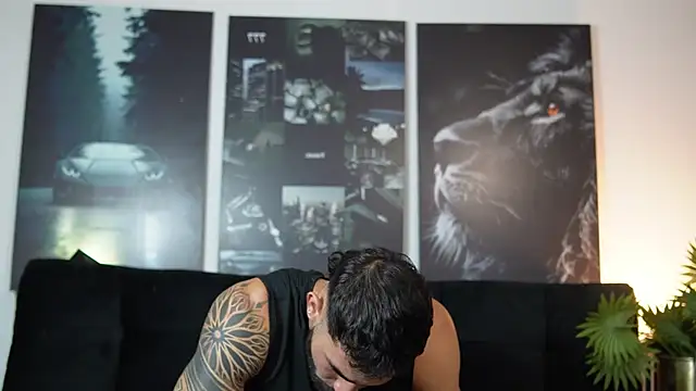 Austin bolt online show from October 7, 2025, 2:42 am