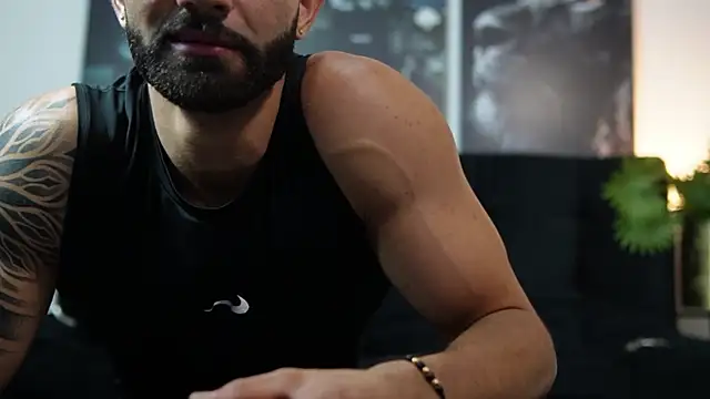 Austin bolt online show from October 8, 2025, 2:31 am