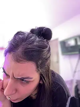 Alice woodville online show from March 7, 2026, 12:18 am