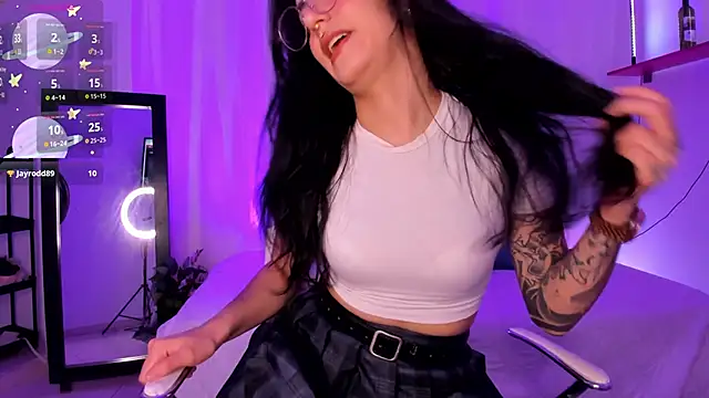 Alice woodville online show from March 10, 2026, 1:10 am