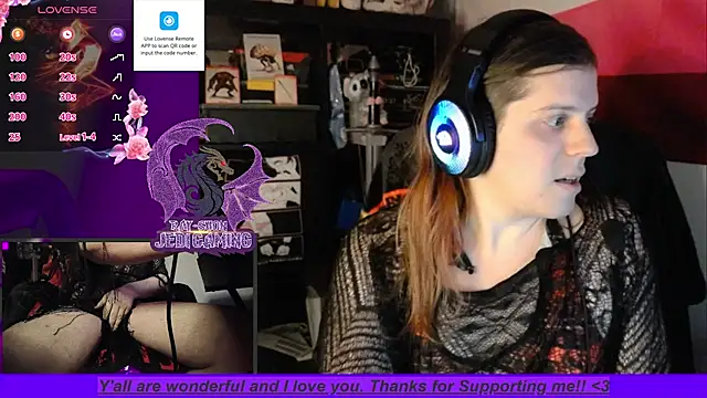 Snapshot of Rae-Suon chatting on January 8, 2025, 4:23 am Rae-Suon online show from January 8, 2025, 4:23 am