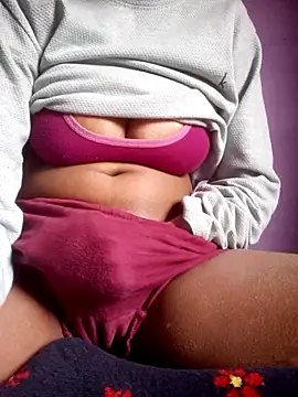 Sweet Sonakshi143 online show from December 24, 2024, 7:28 am