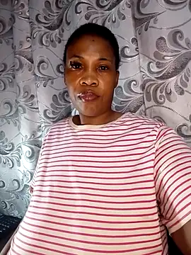 Snapshot of Sweetdelight86 chatting on May 5, 2026, 1:46 am Sweetdelight86 online show from May 5, 2026, 1:46 am
