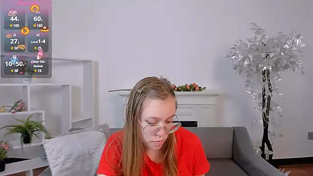 LayriantaVee online show from March 9, 2025, 1:37 pm