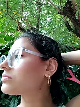 Ary-18 online show from March 7, 2025, 7:16 pm