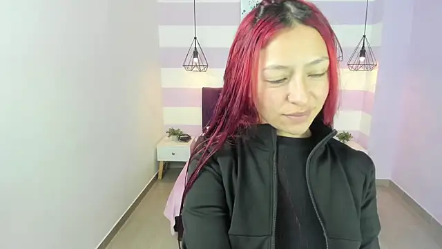 Scarlett  bell online show from February 25, 2026, 1:21 pm