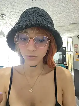 Snapshot of Dani_pegin chatting on May 25, 2026, 3:07 pm Dani pegin online show from May 25, 2026, 3:07 pm
