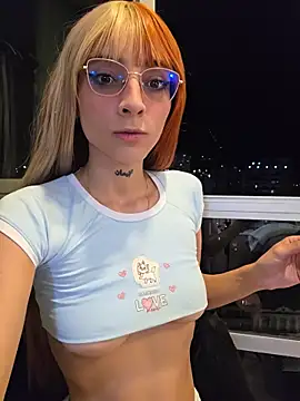 Snapshot of Dani_pegin chatting on June 28, 2026, 12:49 am Dani pegin online show from June 28, 2026, 12:49 am