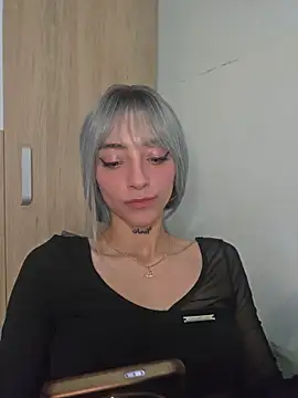 Snapshot of Dani_pegin chatting on July 31, 2026, 12:10 am Dani pegin online show from July 31, 2026, 12:10 am