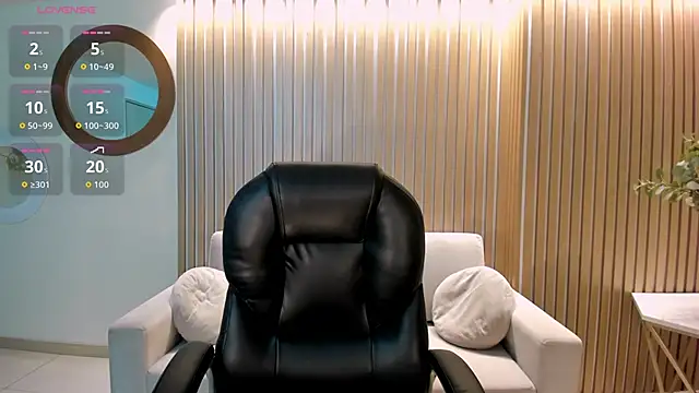 AmberFarrell online show from March 9, 2026, 8:13 pm