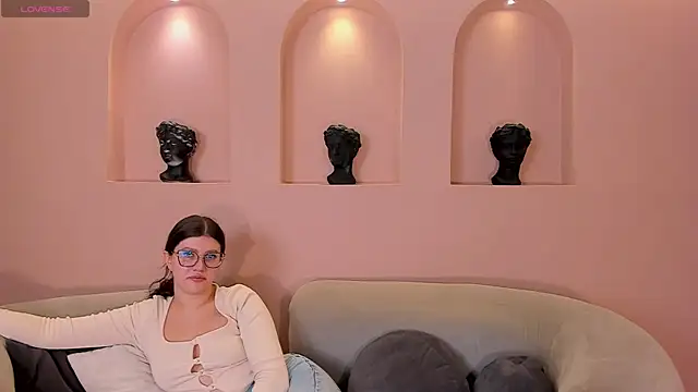 Snapshot of AmberFarrell chatting on June 7, 2026, 5:49 pm AmberFarrell online show from June 7, 2026, 5:49 pm