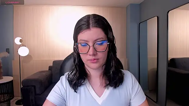 Snapshot of AmberFarrell chatting on July 26, 2026, 5:53 pm AmberFarrell online show from July 26, 2026, 5:53 pm