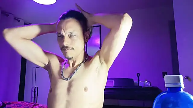 villanocat online show from January 16, 2026, 4:49 am