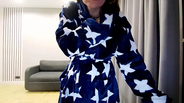 Daniella Lorente online show from February 17, 2025, 5:14 am