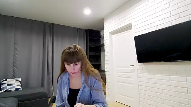 Daniella Lorente online show from March 12, 2026, 11:00 pm