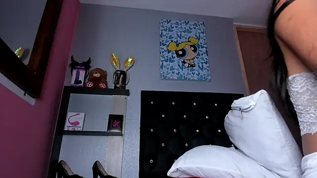 Snapshot of skinnycollins1 chatting on February 12, 2025, 2:24 am skinnycollins1 online show from February 12, 2025, 2:24 am