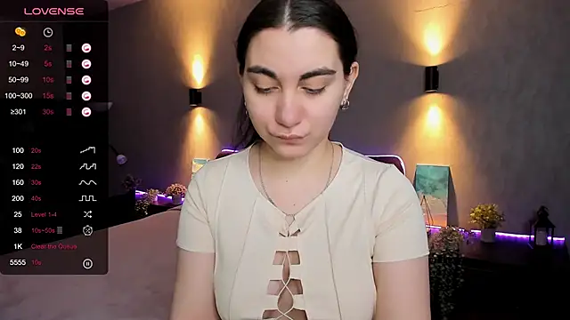 hannacheekss  online show from February 28, 2025, 2:09 am