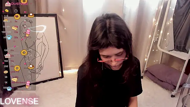 Emily Strikeee online show from March 22, 2026, 4:38 am