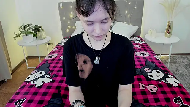Snapshot of Emily_Strikeee chatting on May 28, 2026, 1:58 am Emily Strikeee online show from May 28, 2026, 1:58 am