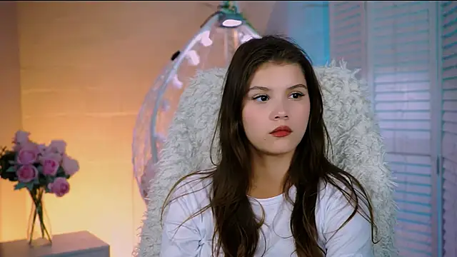 Snapshot of EvaThopson chatting on September 9, 2025, 12:05 pm EvaThopson online show from September 9, 2025, 12:05 pm