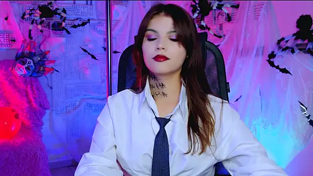 Snapshot of EvaThopson chatting on October 31, 2025, 12:06 pm EvaThopson online show from October 31, 2025, 12:06 pm