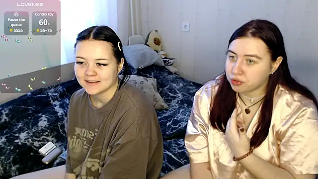 Snapshot of BettyandRich_ chatting on January 11, 2025, 8:43 am BettyandRich online show from January 11, 2025, 8:43 am