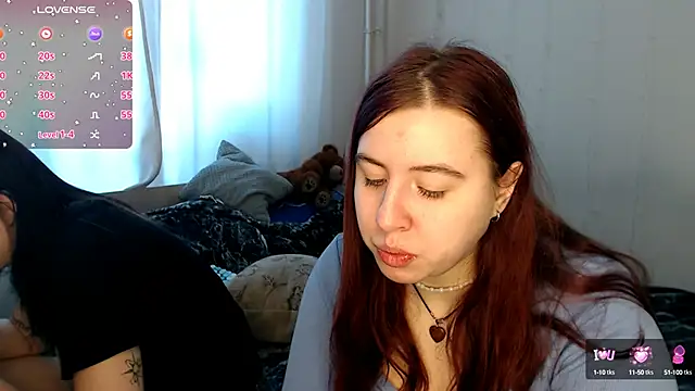 Snapshot of BettyandRich_ chatting on February 13, 2025, 8:48 am BettyandRich online show from February 13, 2025, 8:48 am