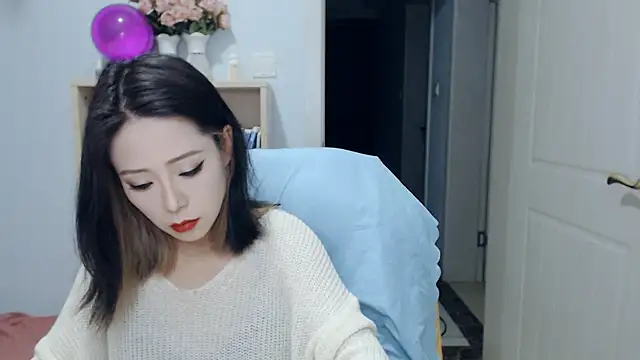 Snapshot of SuSushi728 chatting on May 23, 2026, 2:43 pm SuSushi728 online show from May 23, 2026, 2:43 pm