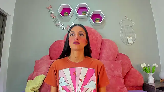 Snapshot of ChanelAdamss_ chatting on March 1, 2025, 7:37 pm ChanelAdamss online show from March 1, 2025, 7:37 pm