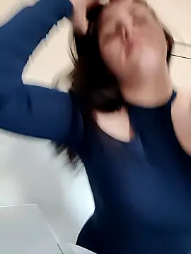 Snapshot of leeya_lee chatting on February 26, 2025, 2:36 pm leeya lee online show from February 26, 2025, 2:36 pm