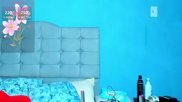 Snapshot of Selenakyle92_ chatting on January 24, 2025, 12:09 am Selenakyle92 online show from January 24, 2025, 12:09 am