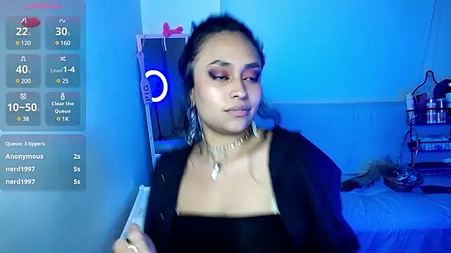 Snapshot of saba_the_courtesan chatting on December 6, 2024, 11:47 pm saba the courtesan online show from December 6, 2024, 11:47 pm