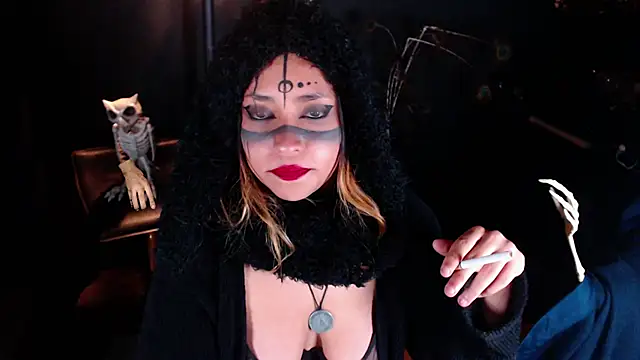 Snapshot of saba_the_courtesan chatting on October 29, 2025, 5:20 am saba the courtesan online show from October 29, 2025, 5:20 am