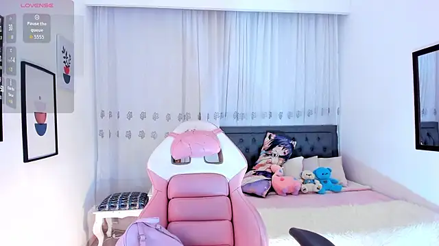 yenny garcia online show from February 28, 2026, 1:23 pm