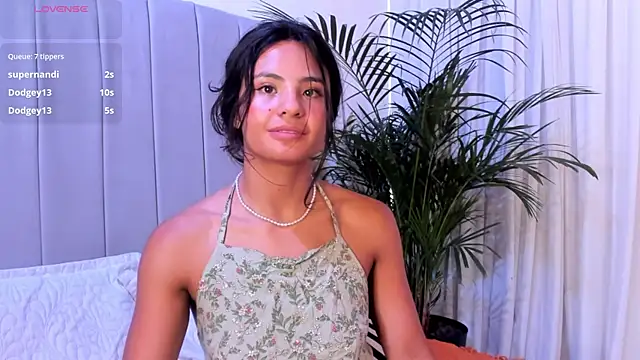 Snapshot of Mindy_sweety chatting on February 6, 2025, 4:25 pm Mindy sweety online show from February 6, 2025, 4:25 pm