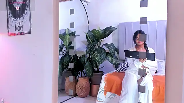 Snapshot of Mindy_sweety chatting on March 7, 2025, 10:54 pm Mindy sweety online show from March 7, 2025, 10:54 pm