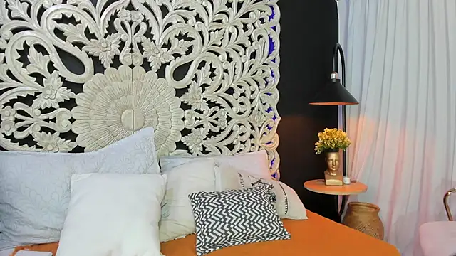 Snapshot of Mindy_sweety chatting on October 3, 2025, 11:51 am Mindy sweety online show from October 3, 2025, 11:51 am