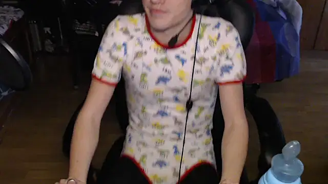 Snapshot of BabyDracoDarkfang chatting on March 28, 2026, 11:21 am BabyDracoDarkfang online show from March 28, 2026, 11:21 am