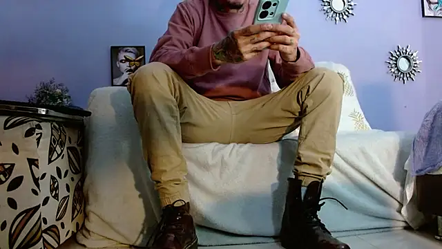 Snapshot of IaDoherty chatting on January 8, 2025, 2:56 pm IaDoherty online show from January 8, 2025, 2:56 pm