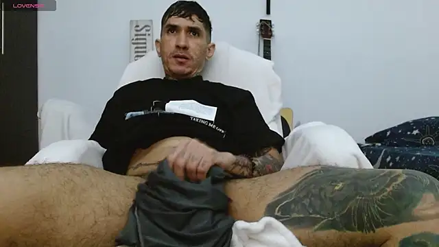 Snapshot of IaDoherty chatting on November 21, 2025, 8:02 am IaDoherty online show from November 21, 2025, 8:02 am