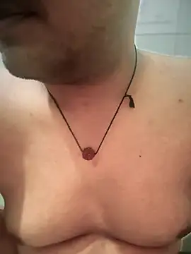 Snapshot of ved240 chatting on February 17, 2025, 9:13 am ved240 online show from February 17, 2025, 9:13 am