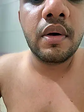 Snapshot of ved240 chatting on October 14, 2025, 5:14 pm ved240 online show from October 14, 2025, 5:14 pm