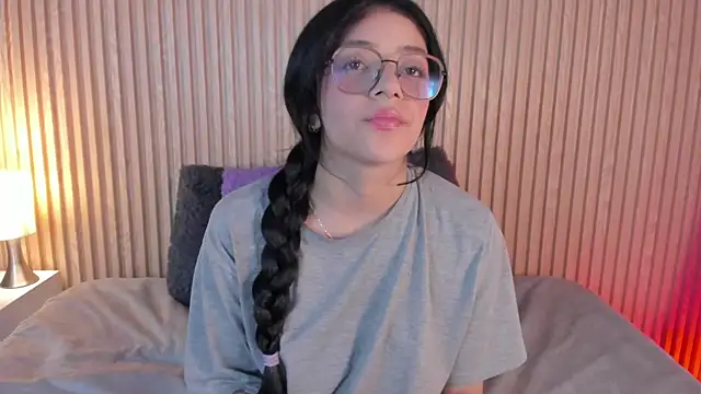 Snapshot of lana_dol chatting on November 19, 2025, 2:28 pm lana dol online show from November 19, 2025, 2:28 pm