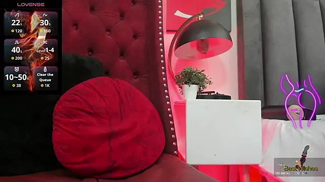 Snapshot of BiancaAntonelli chatting on June 23, 2026, 2:04 pm BiancaAntonelli online show from June 23, 2026, 2:04 pm