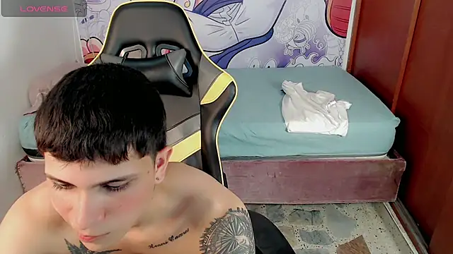 Snapshot of Brayan_lopezz chatting on January 28, 2025, 3:57 pm Brayan lopezz online show from January 28, 2025, 3:57 pm