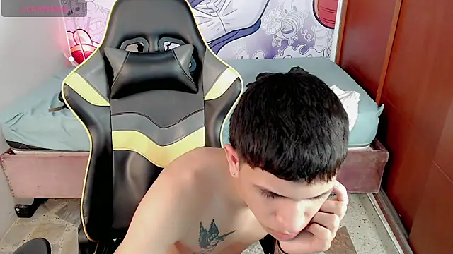 Snapshot of Brayan_lopezz chatting on January 28, 2025, 7:21 pm Brayan lopezz online show from January 28, 2025, 7:21 pm