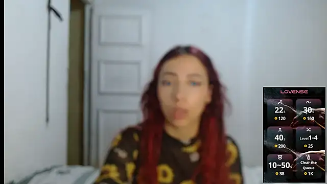 cherrydelioncourt online show from January 14, 2025, 5:51 am