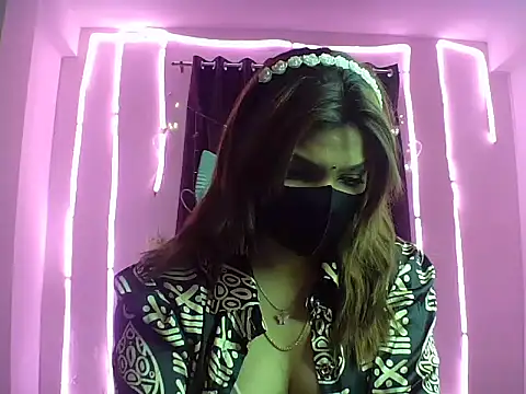 Snapshot of your_pokkie chatting on February 13, 2025, 5:44 pm your pokkie online show from February 13, 2025, 5:44 pm