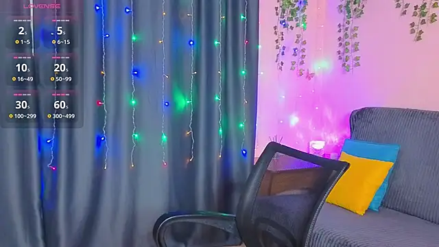 Snapshot of cross_the_line chatting on September 30, 2025, 11:26 am cross the line online show from September 30, 2025, 11:26 am