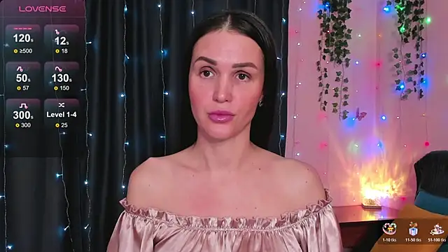 Snapshot of cross_the_line chatting on November 26, 2025, 11:55 am cross the line online show from November 26, 2025, 11:55 am